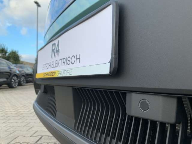 Fahrzeugbild eines Renault 4 E-TECH