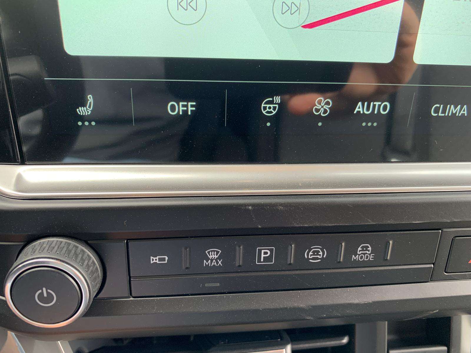 Fahrzeugbild eines Volkswagen Caravelle
