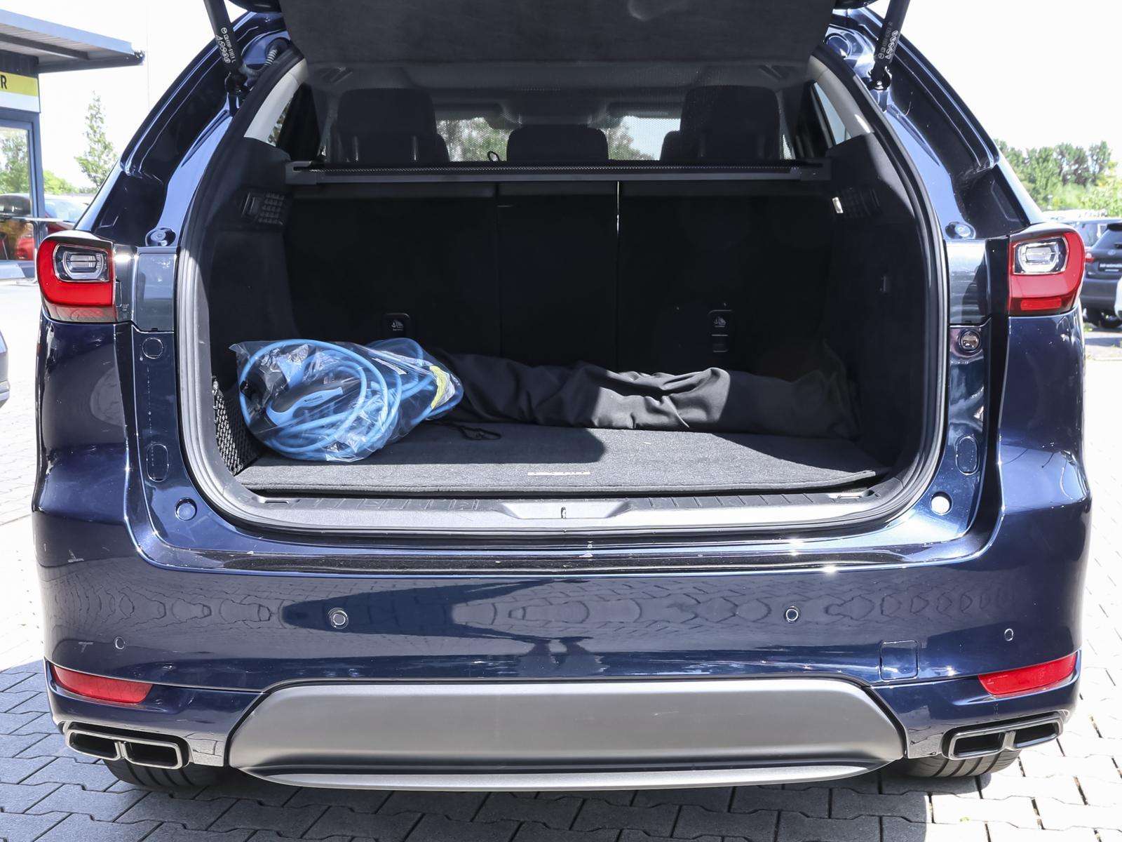 Fahrzeugbild eines Mazda CX-60