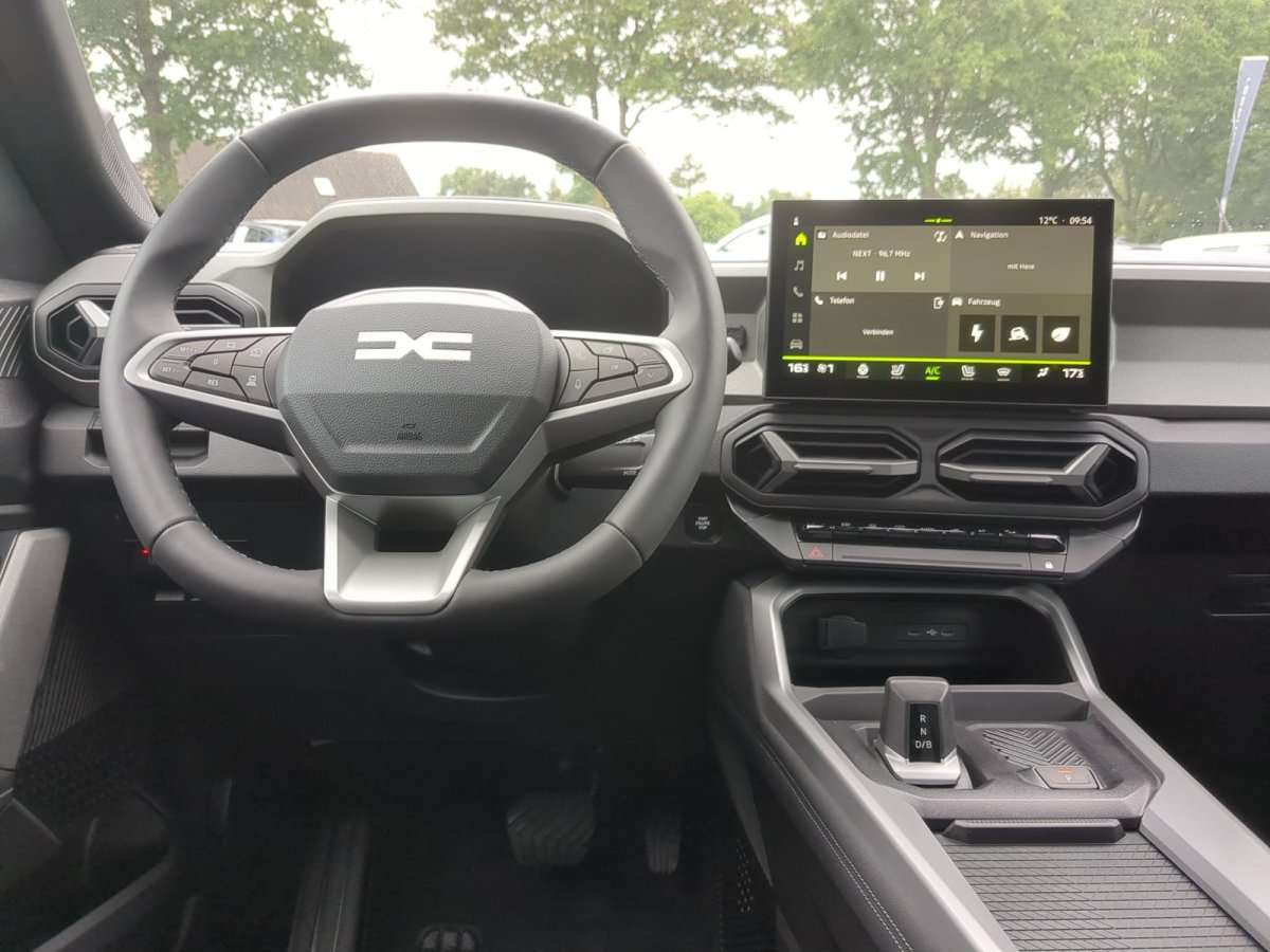 Fahrzeugbild eines Dacia Bigster