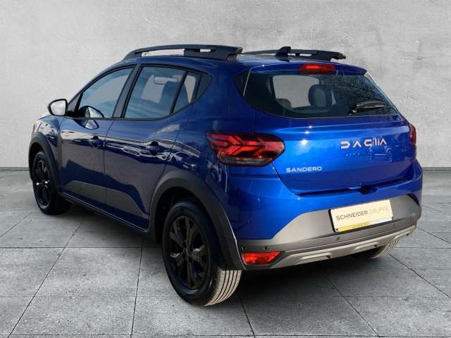 Fahrzeugbild eines Dacia Sandero