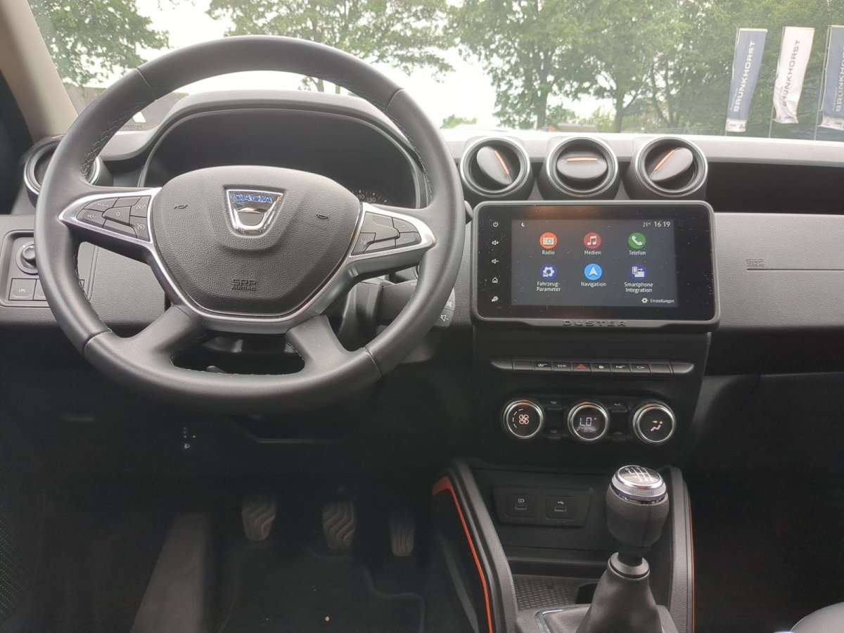 Fahrzeugbild eines Dacia Duster