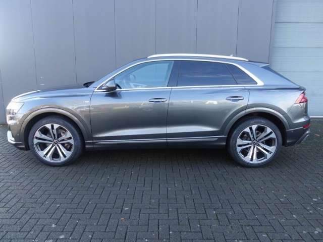 Fahrzeugbild eines Audi Q8
