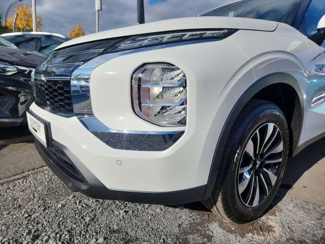 Fahrzeugbild eines Mitsubishi Outlander