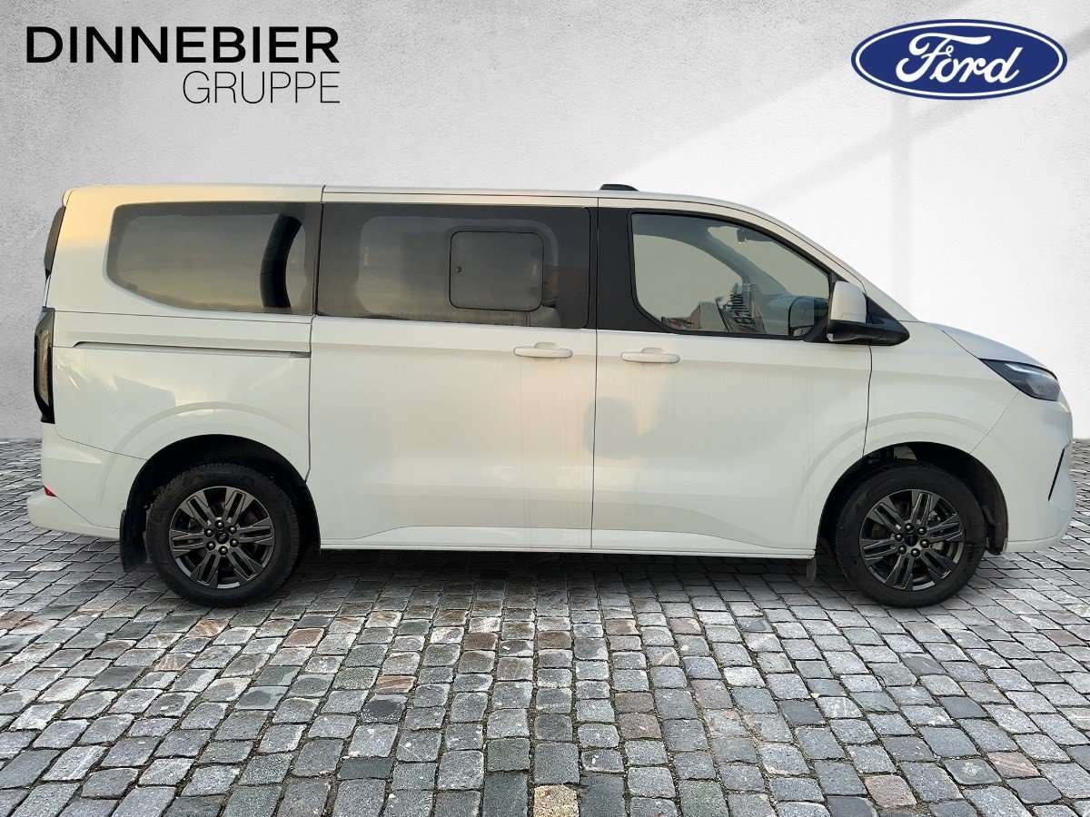 Fahrzeugbild eines Ford Tourneo Custom