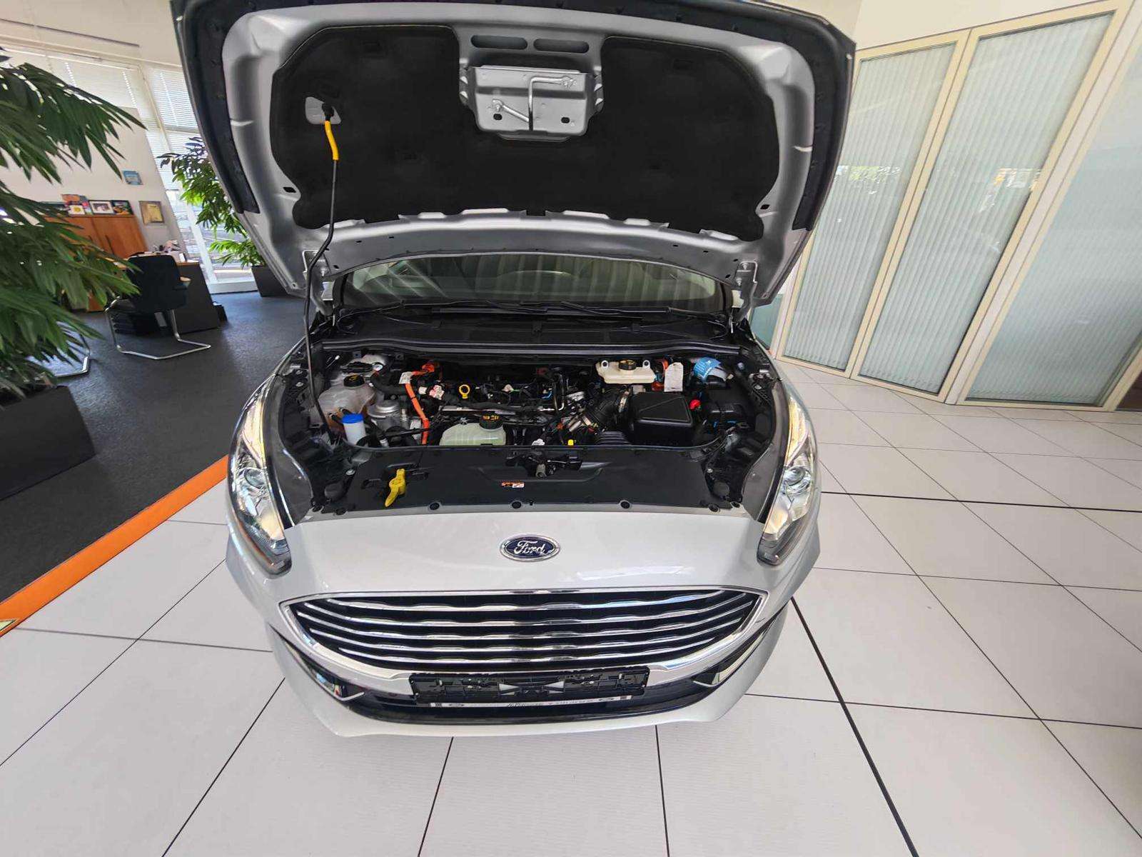 Fahrzeugbild eines Ford S-MAX