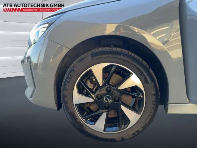 Fahrzeugbild eines Opel Corsa