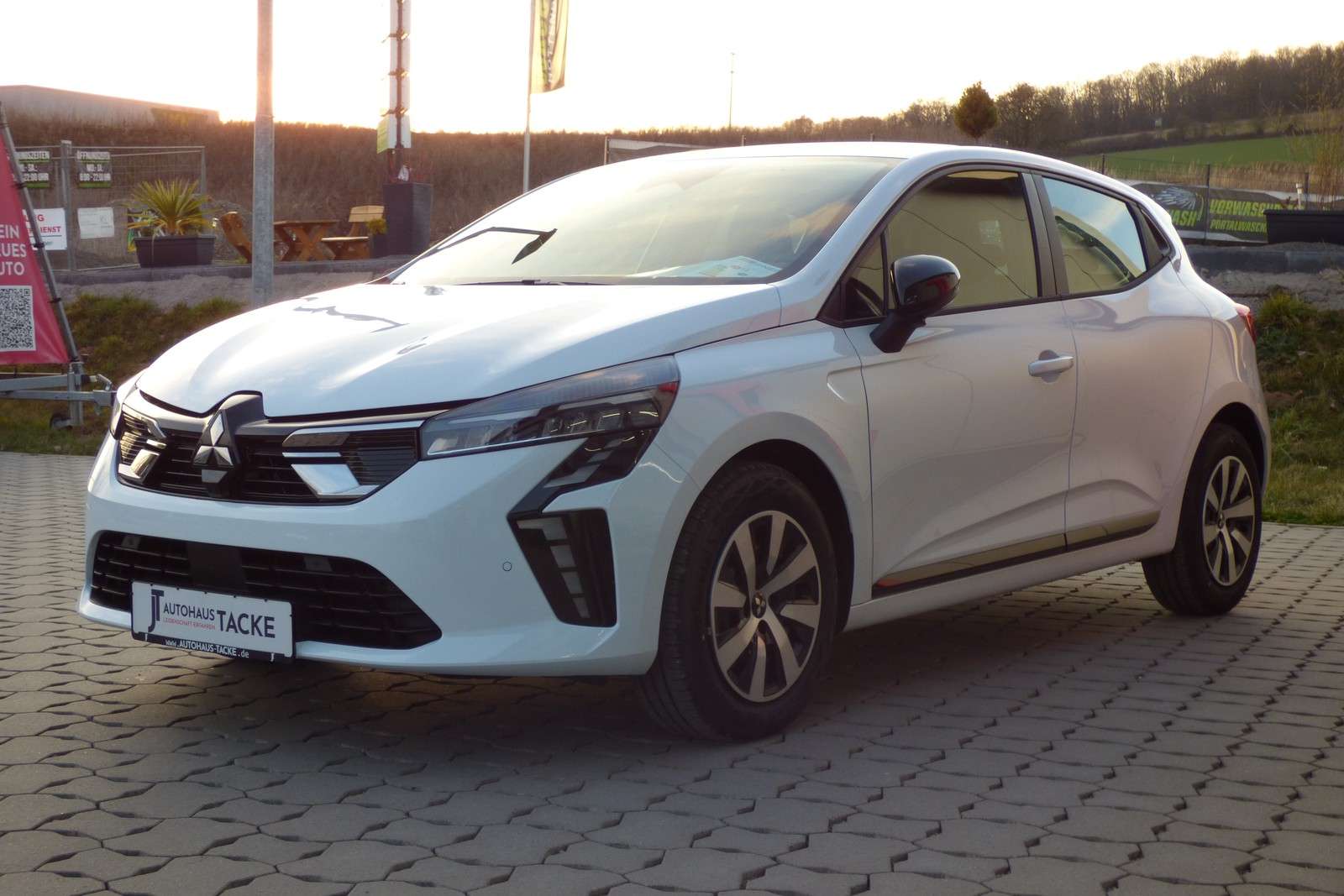 Fahrzeugbild eines Mitsubishi Colt