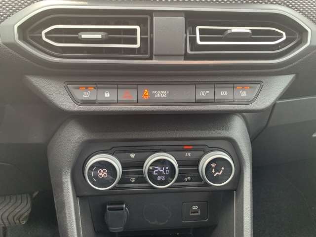 Fahrzeugbild eines Dacia Sandero
