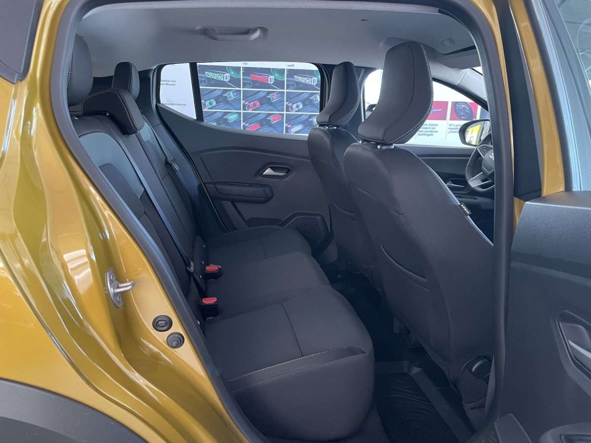 Fahrzeugbild eines Dacia Sandero