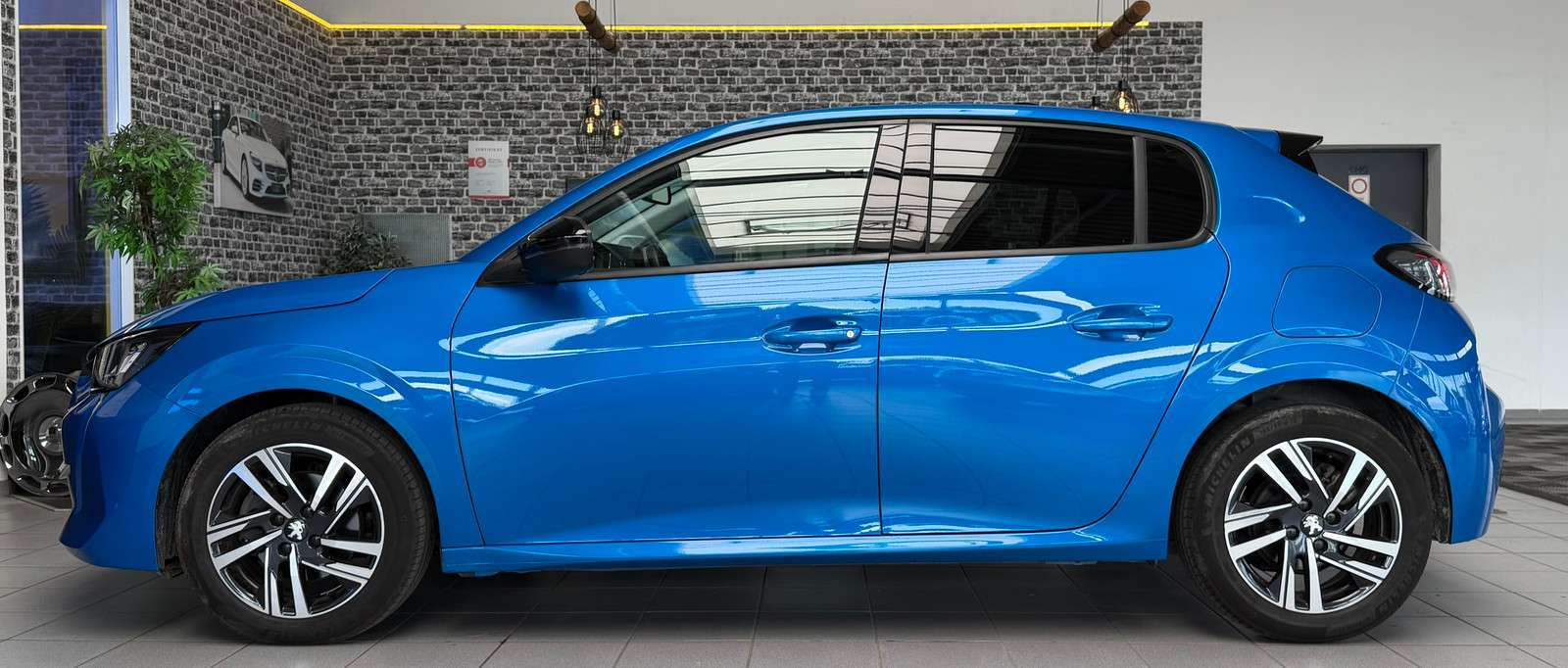 Fahrzeugbild eines Peugeot 208