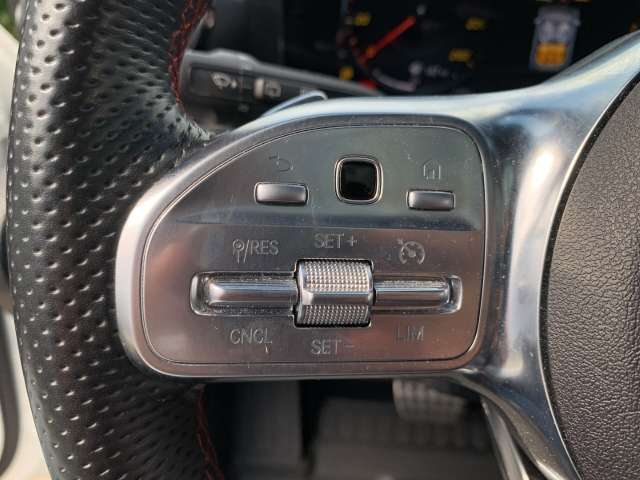 Fahrzeugbild eines Mercedes-Benz CLA