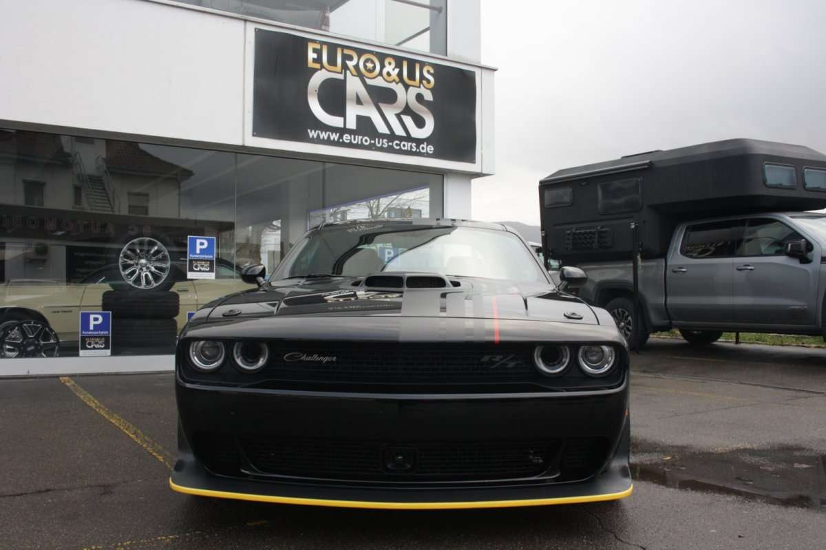 Fahrzeugbild eines Dodge Challenger