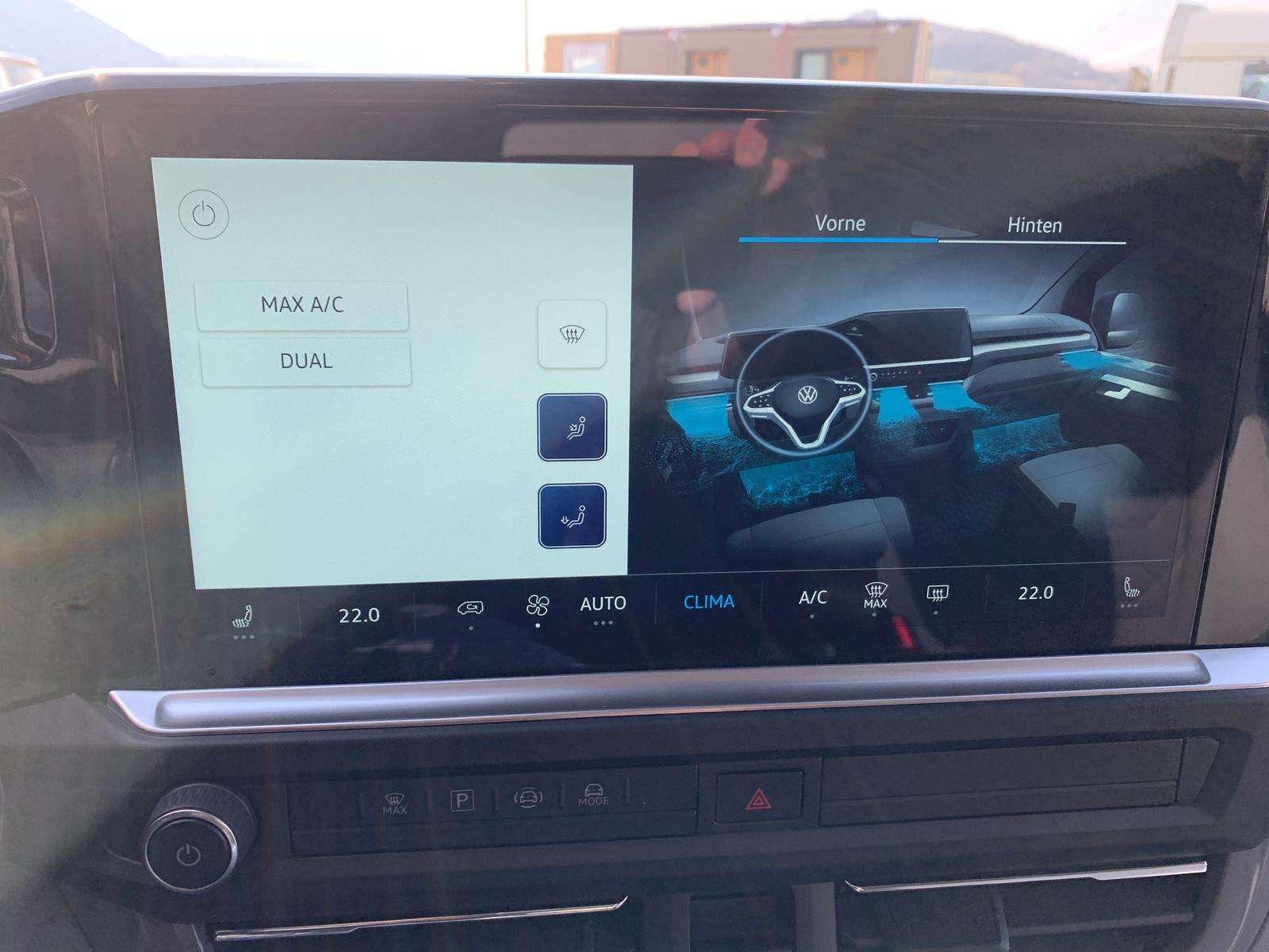 Fahrzeugbild eines Volkswagen Caravelle