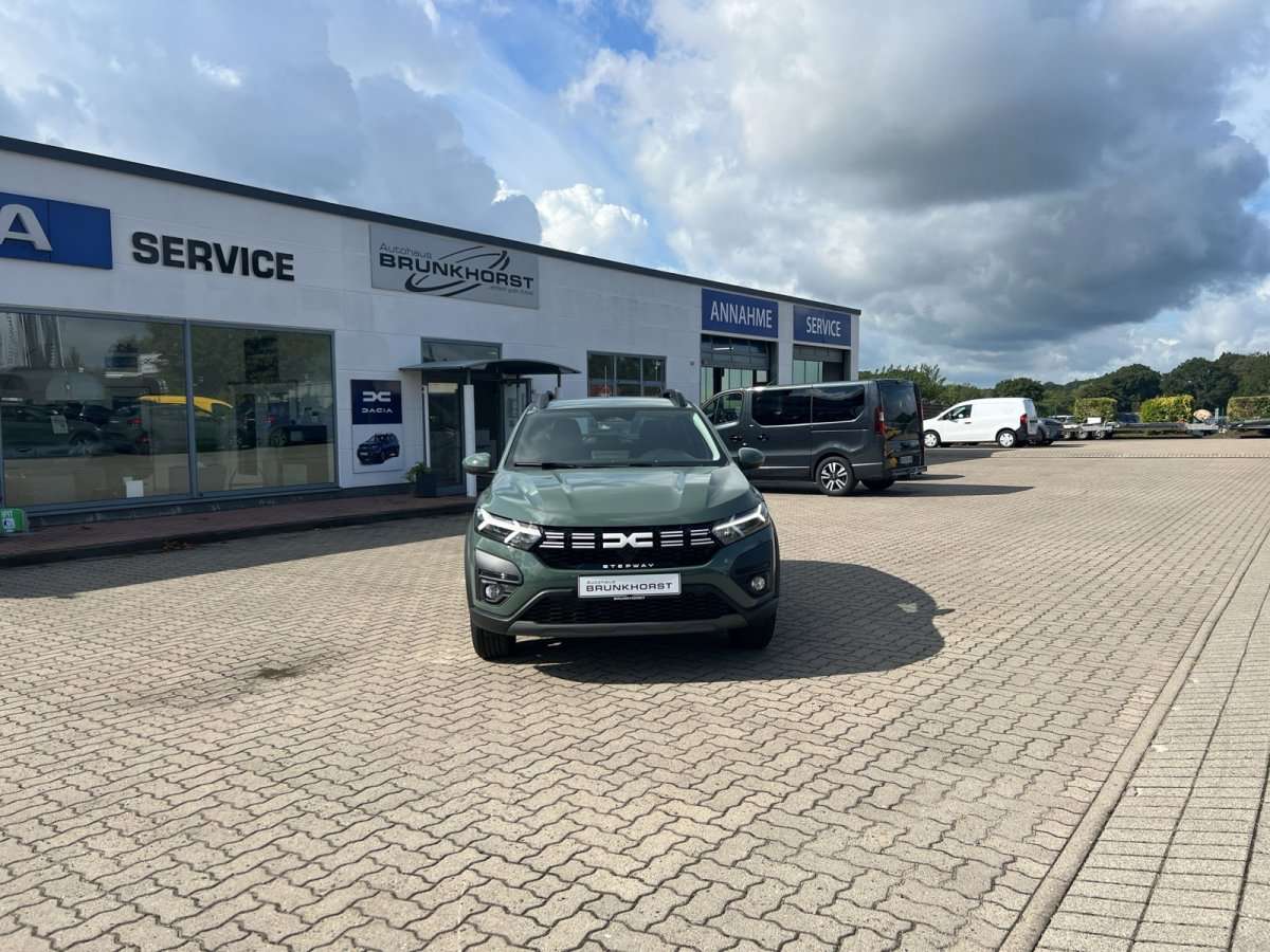 Fahrzeugbild eines Dacia Sandero