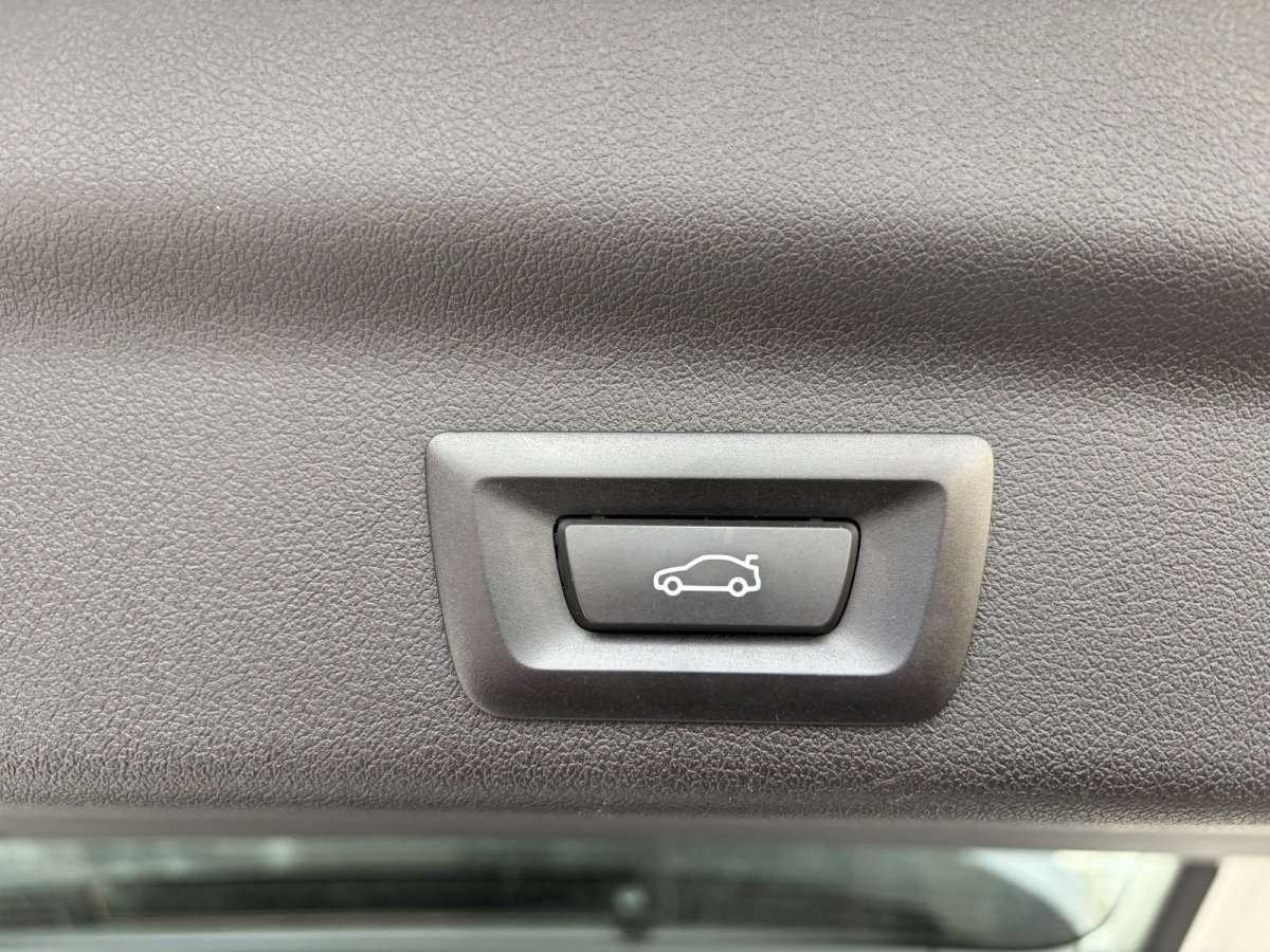 Fahrzeugbild eines BMW iX1