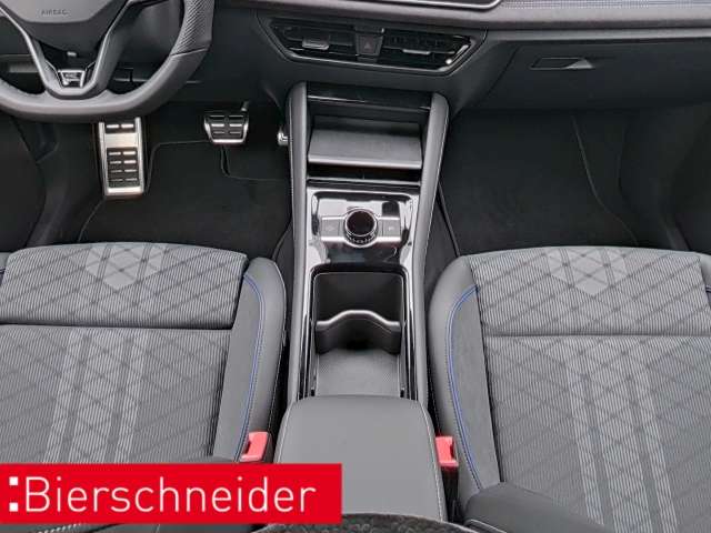 Fahrzeugbild eines Volkswagen Tayron