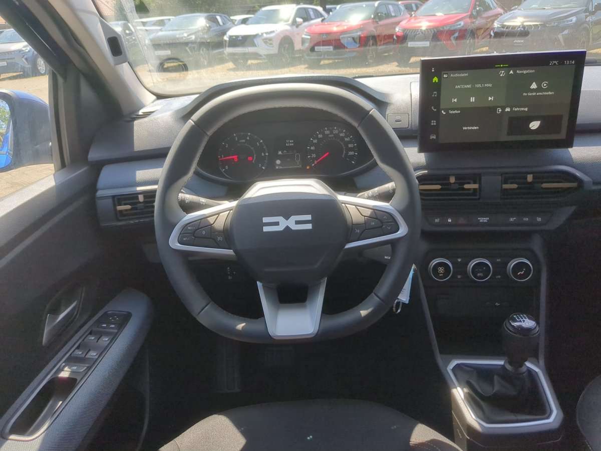 Fahrzeugbild eines Dacia Sandero