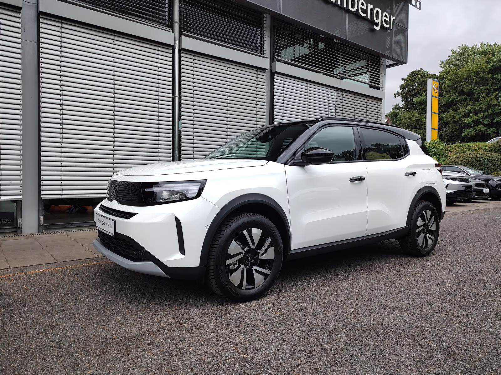 Fahrzeugbild eines Opel Frontera