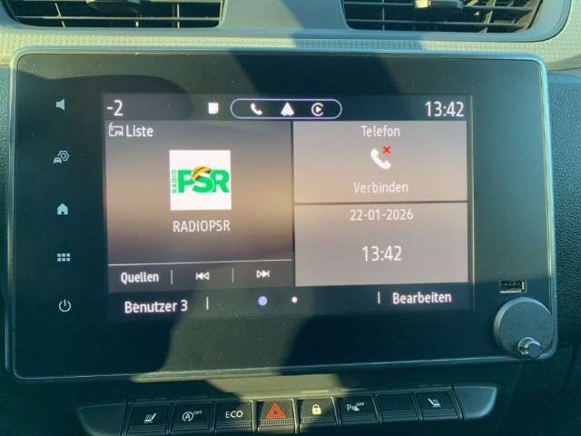 Fahrzeugbild eines Renault Express