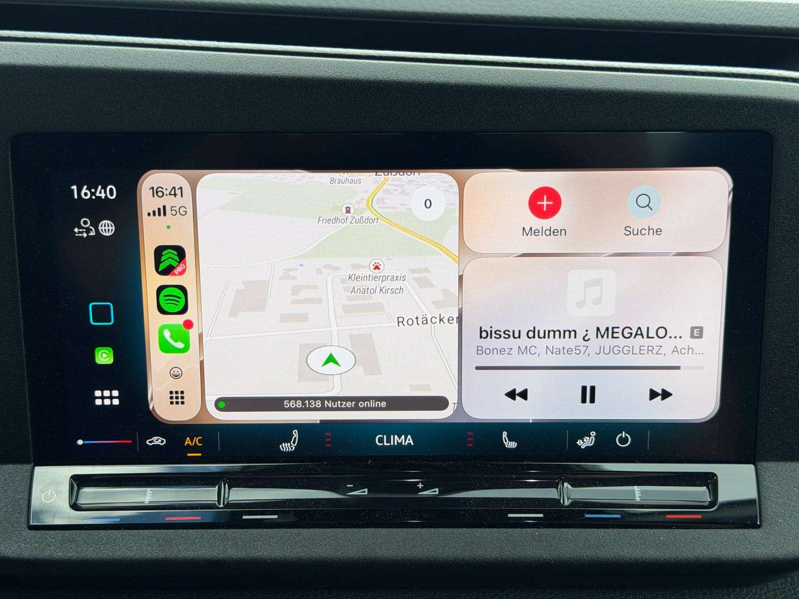 Fahrzeugbild eines Volkswagen Caddy