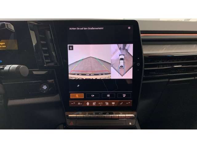 Fahrzeugbild eines Renault Rafale