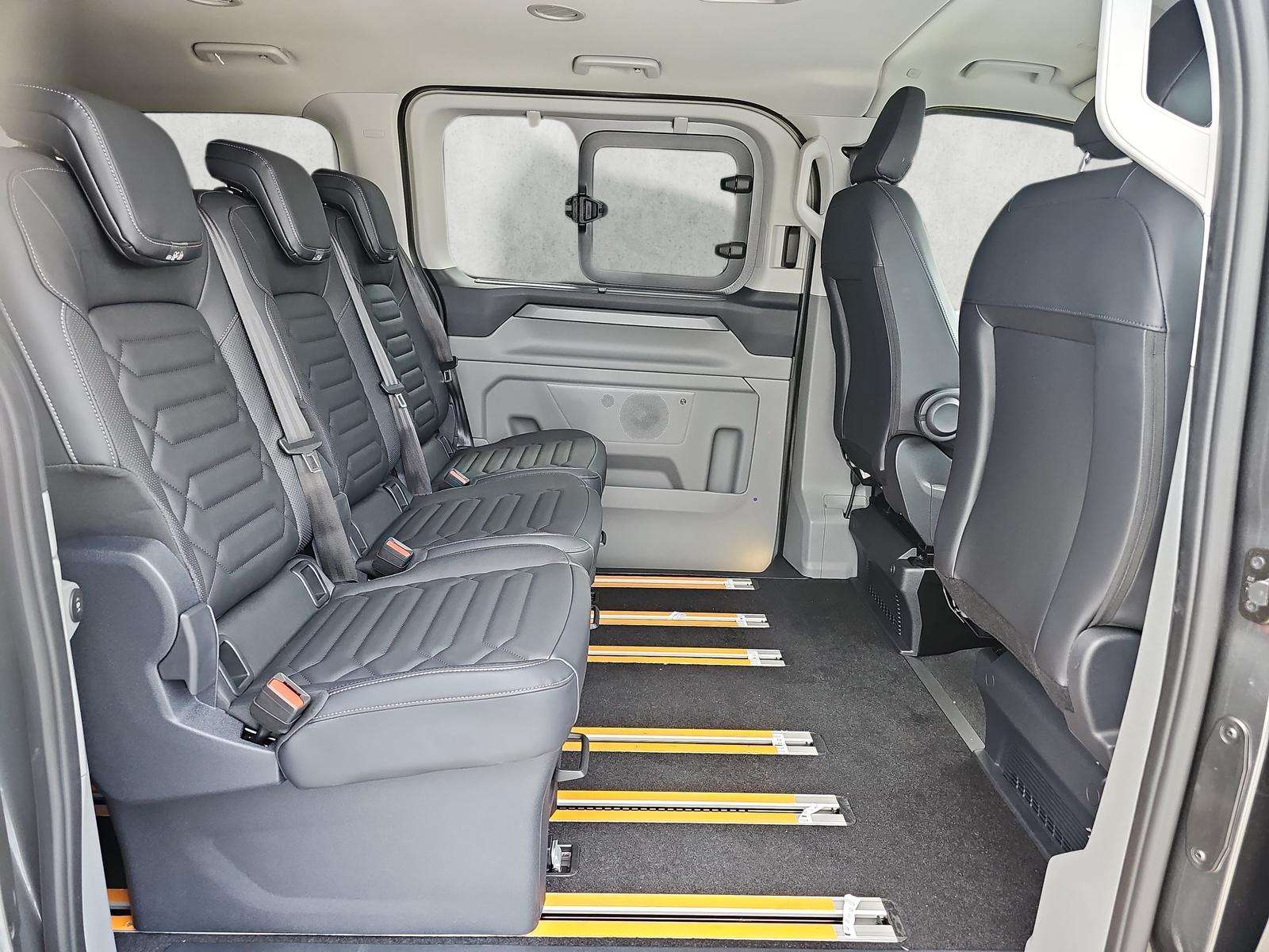 Fahrzeugbild eines Ford Tourneo Custom