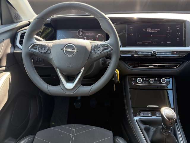 Fahrzeugbild eines Opel Grandland X