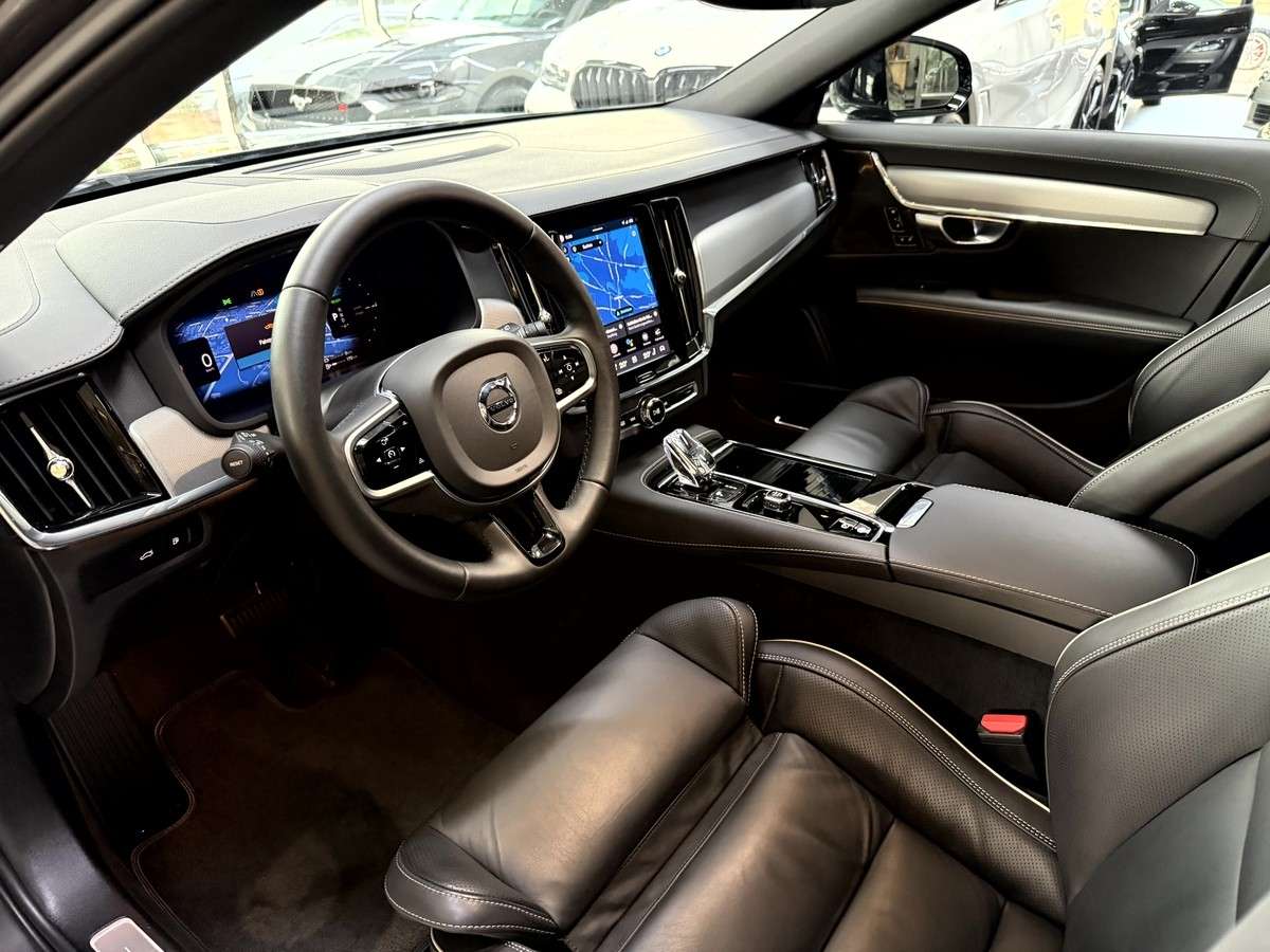 Fahrzeugbild eines Volvo V90
