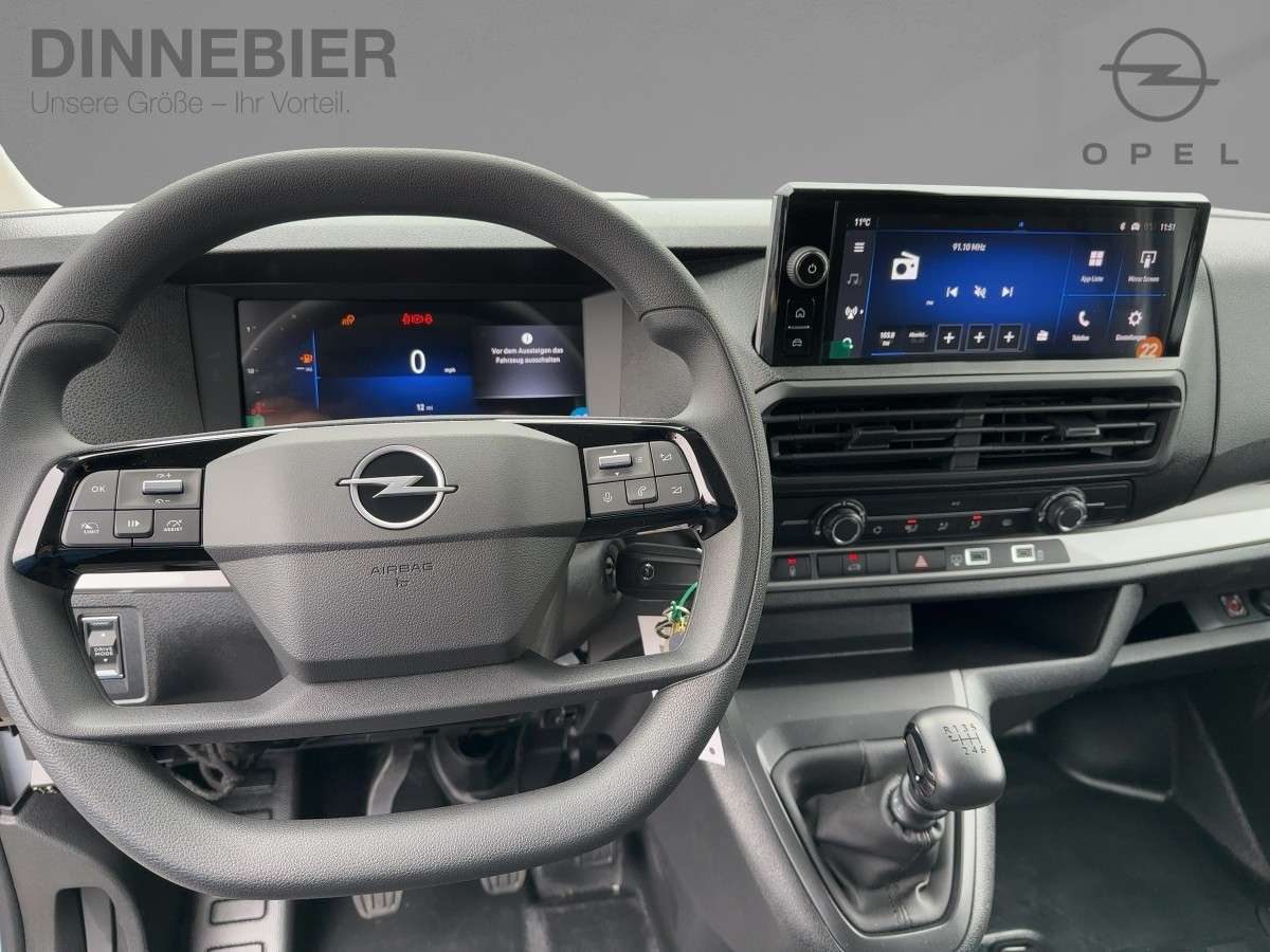 Fahrzeugbild eines Opel Vivaro