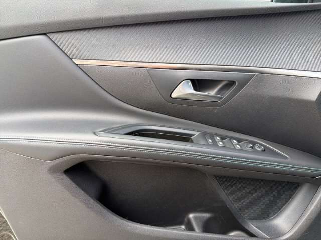 Fahrzeugbild eines Peugeot 5008