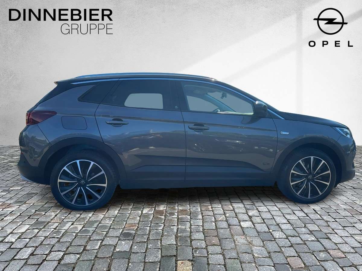 Fahrzeugbild eines Opel Grandland X