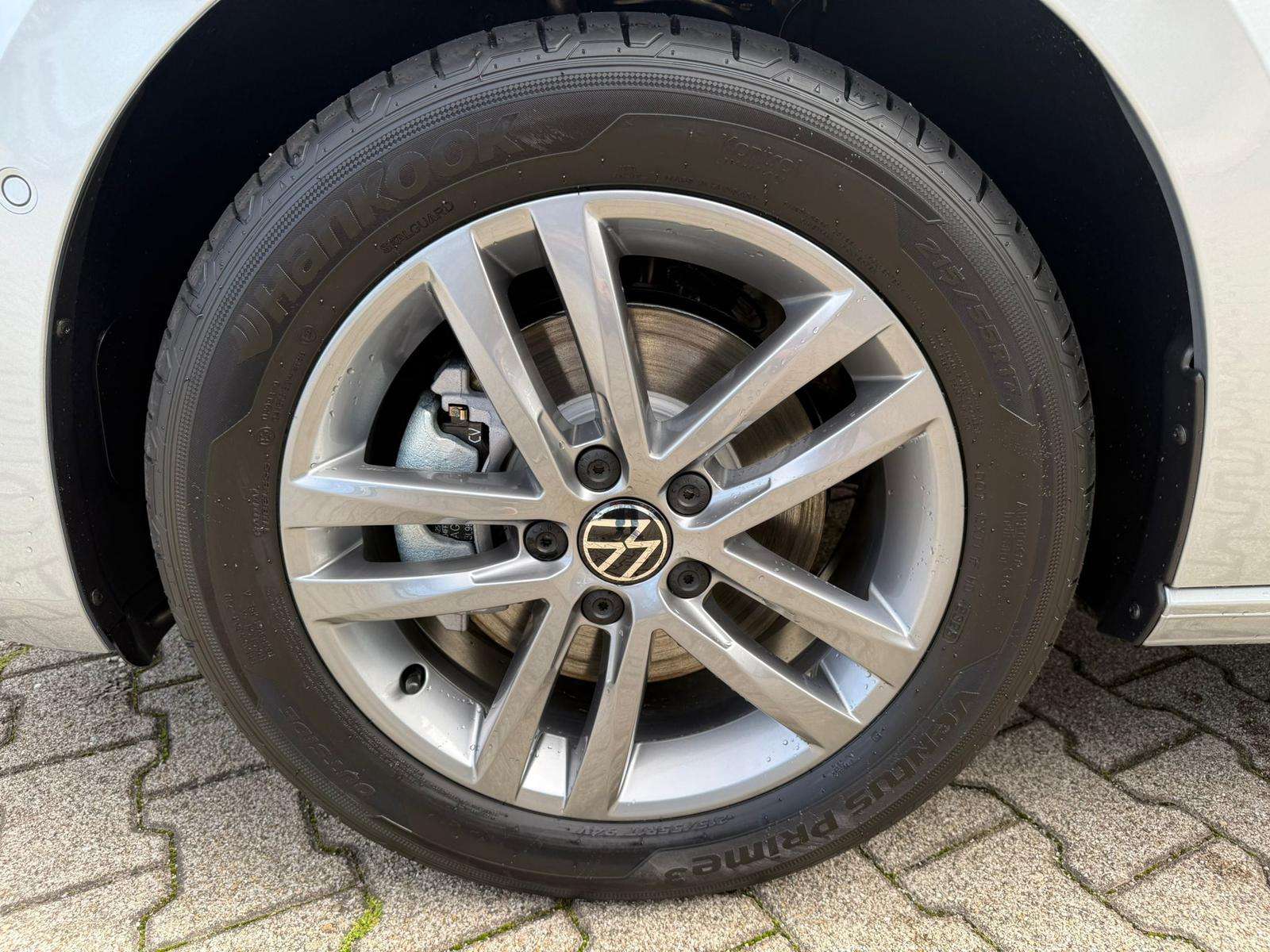 Fahrzeugbild eines Volkswagen Touran