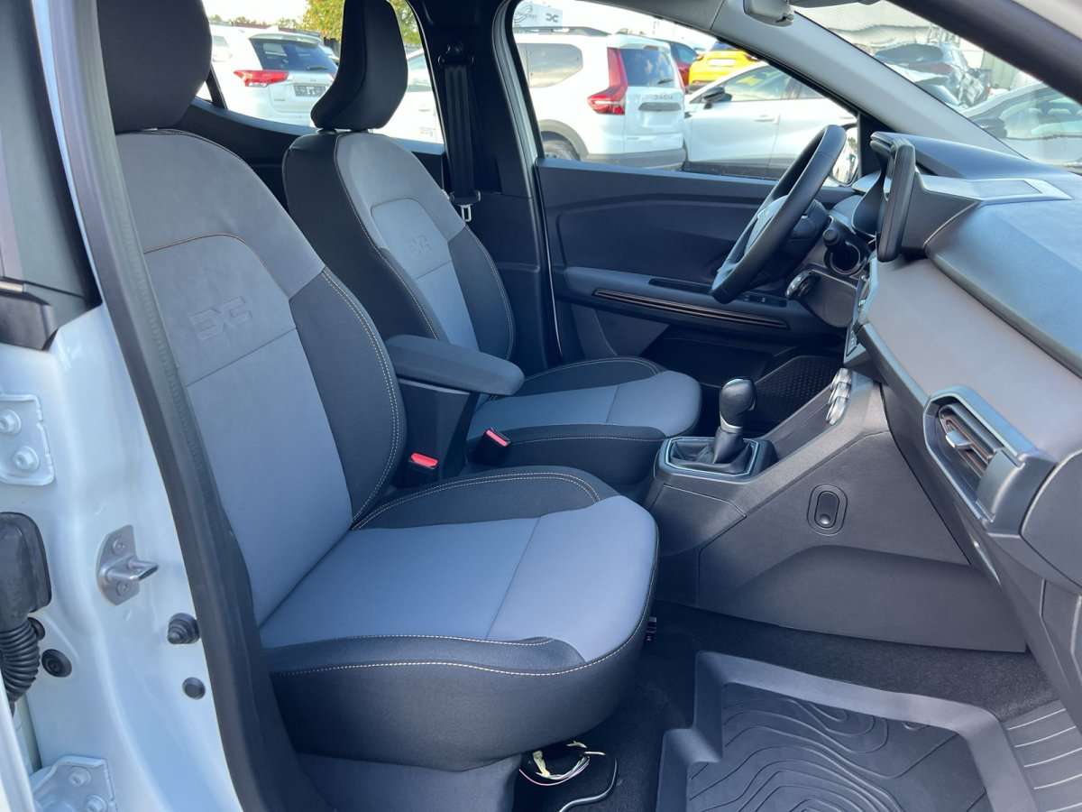 Fahrzeugbild eines Dacia Sandero