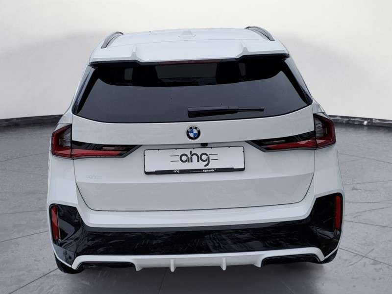 Fahrzeugbild eines BMW X1