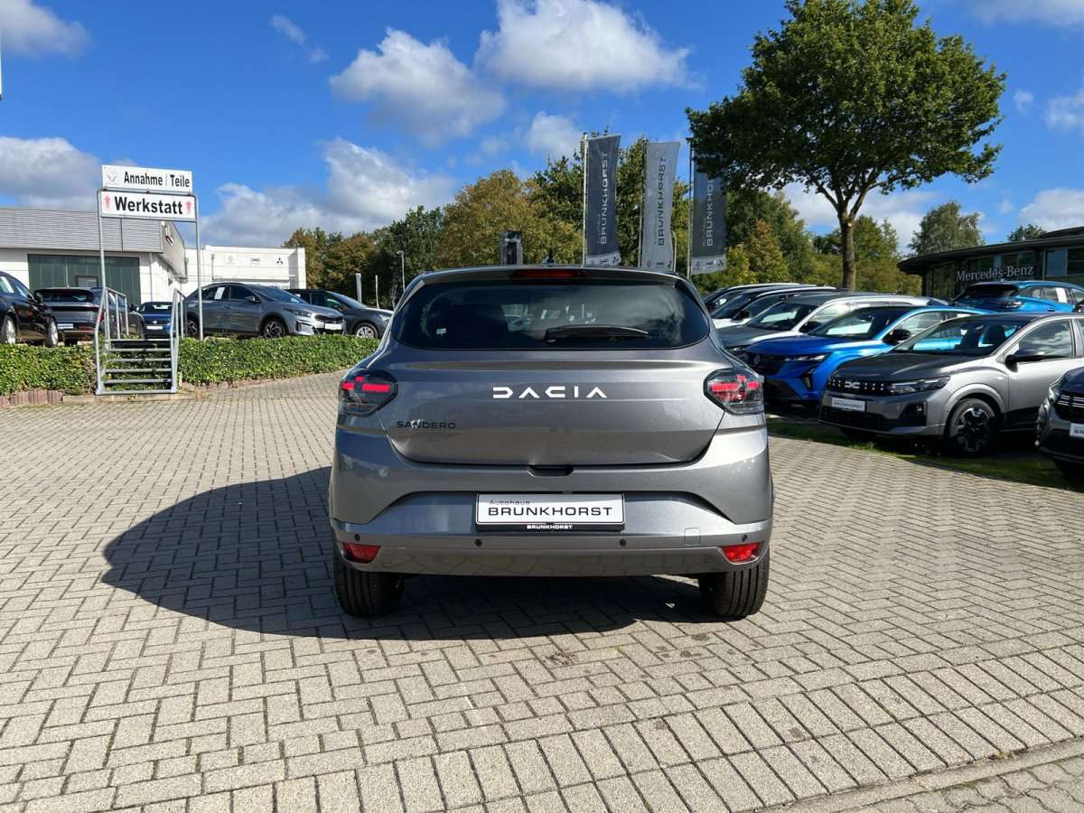 Fahrzeugbild eines Dacia Sandero