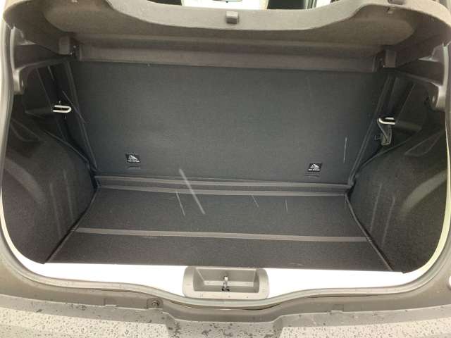 Fahrzeugbild eines Dacia Spring