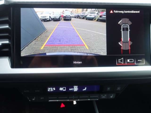 Fahrzeugbild eines Audi Q4 e-tron