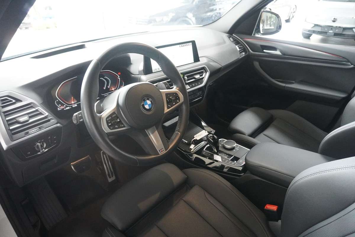 Fahrzeugbild eines BMW X3