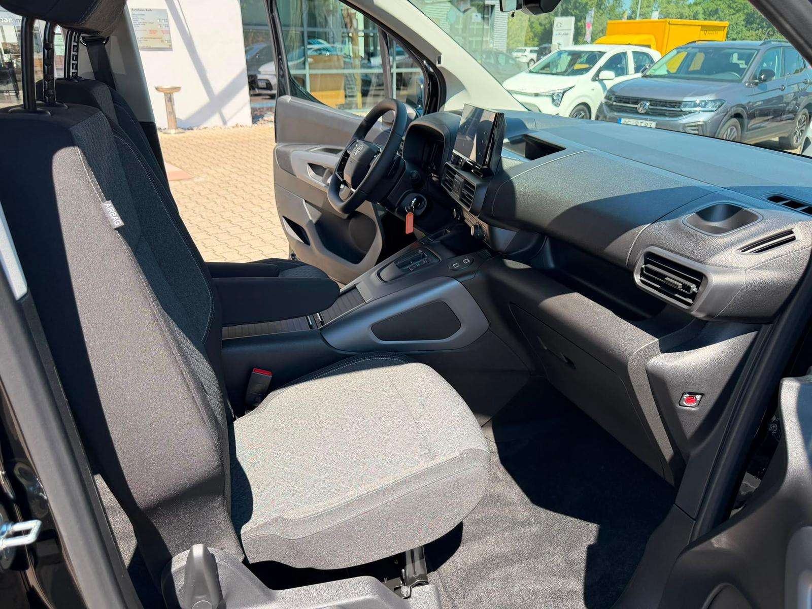 Fahrzeugbild eines Opel Combo Life