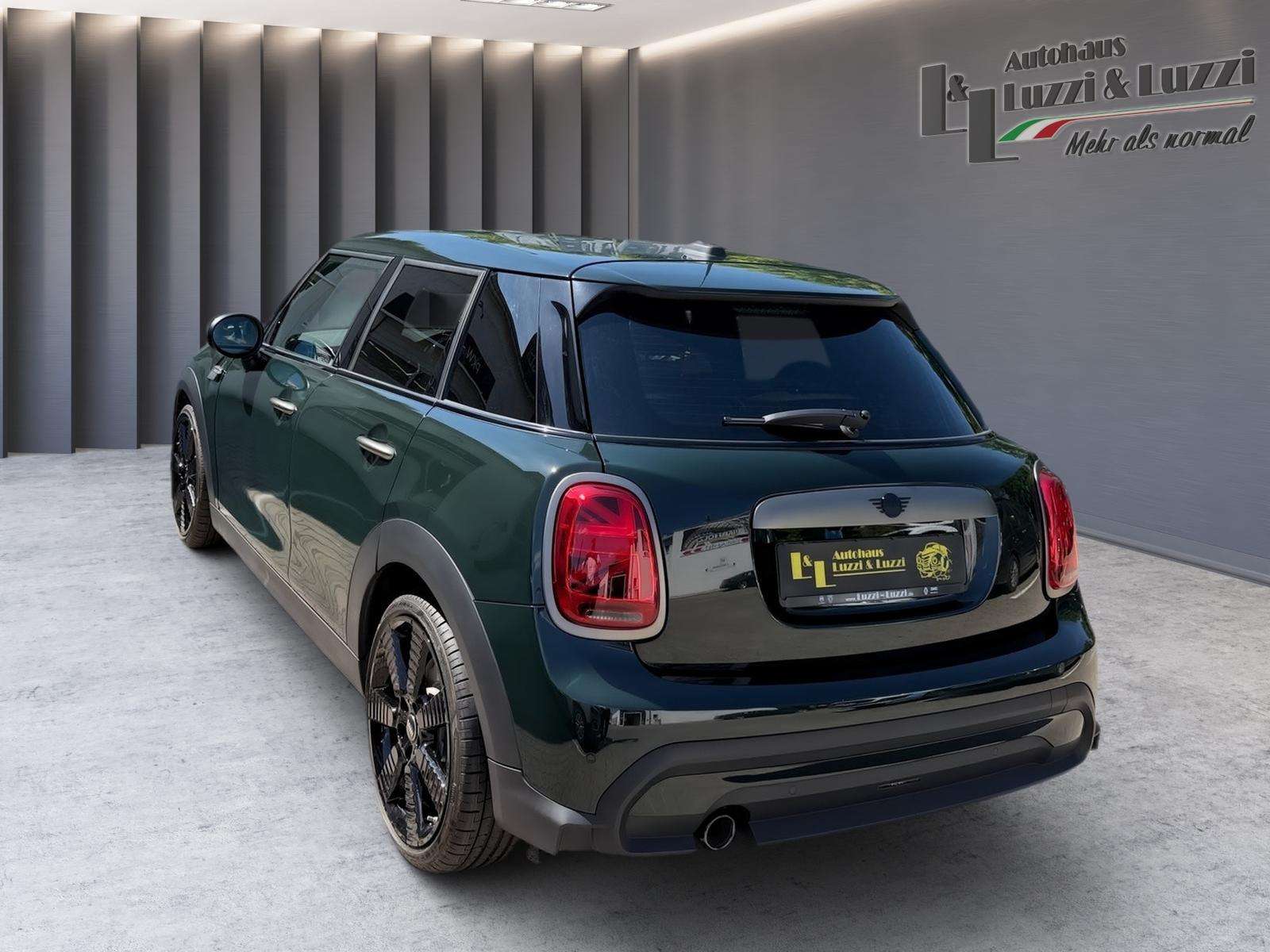 Fahrzeugbild eines MINI COOPER