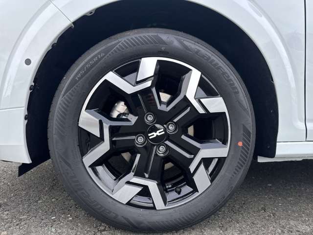 Fahrzeugbild eines Dacia Sandero