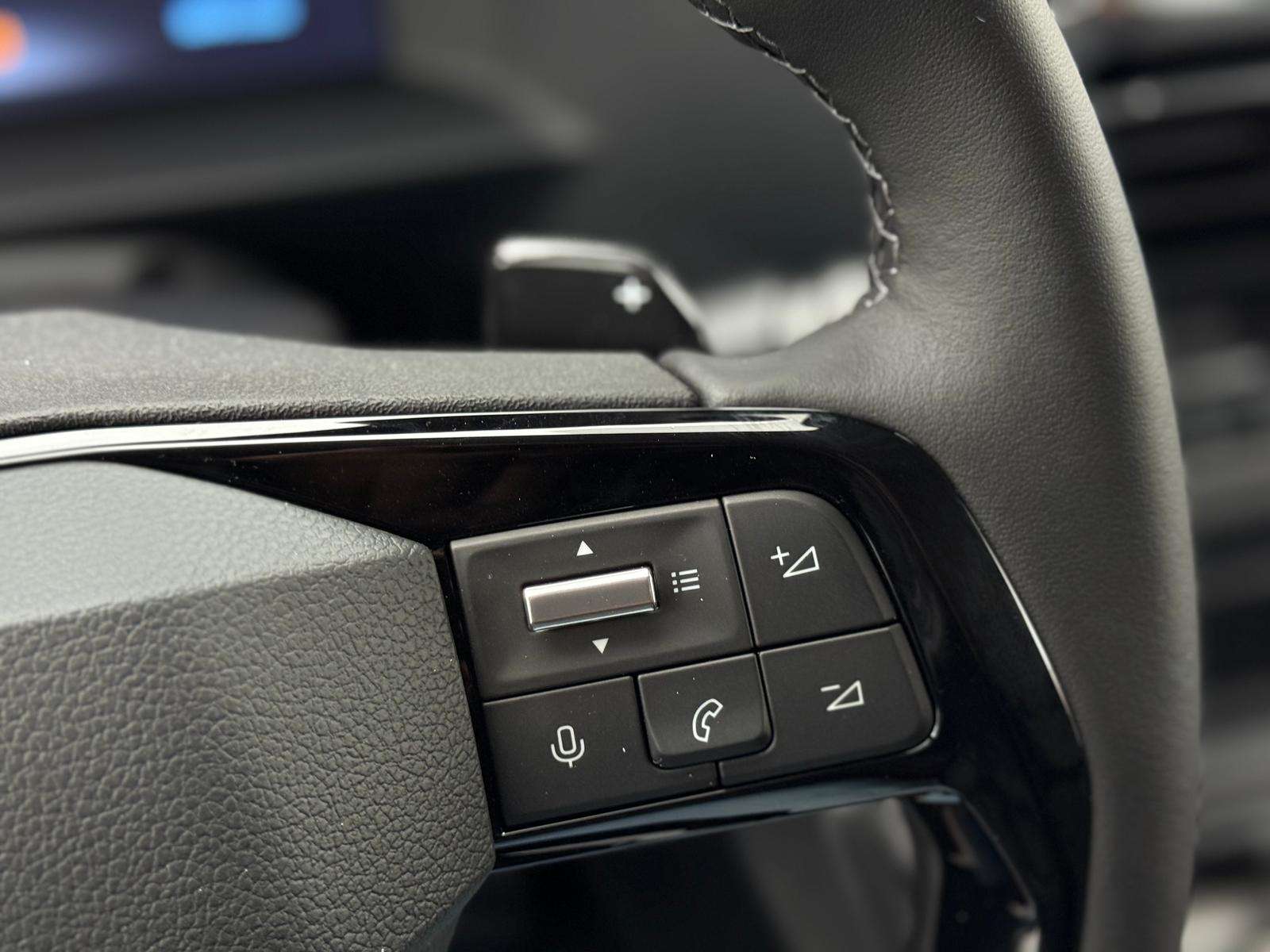 Fahrzeugbild eines Peugeot Traveller