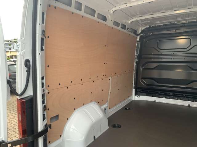 Fahrzeugbild eines Renault Master
