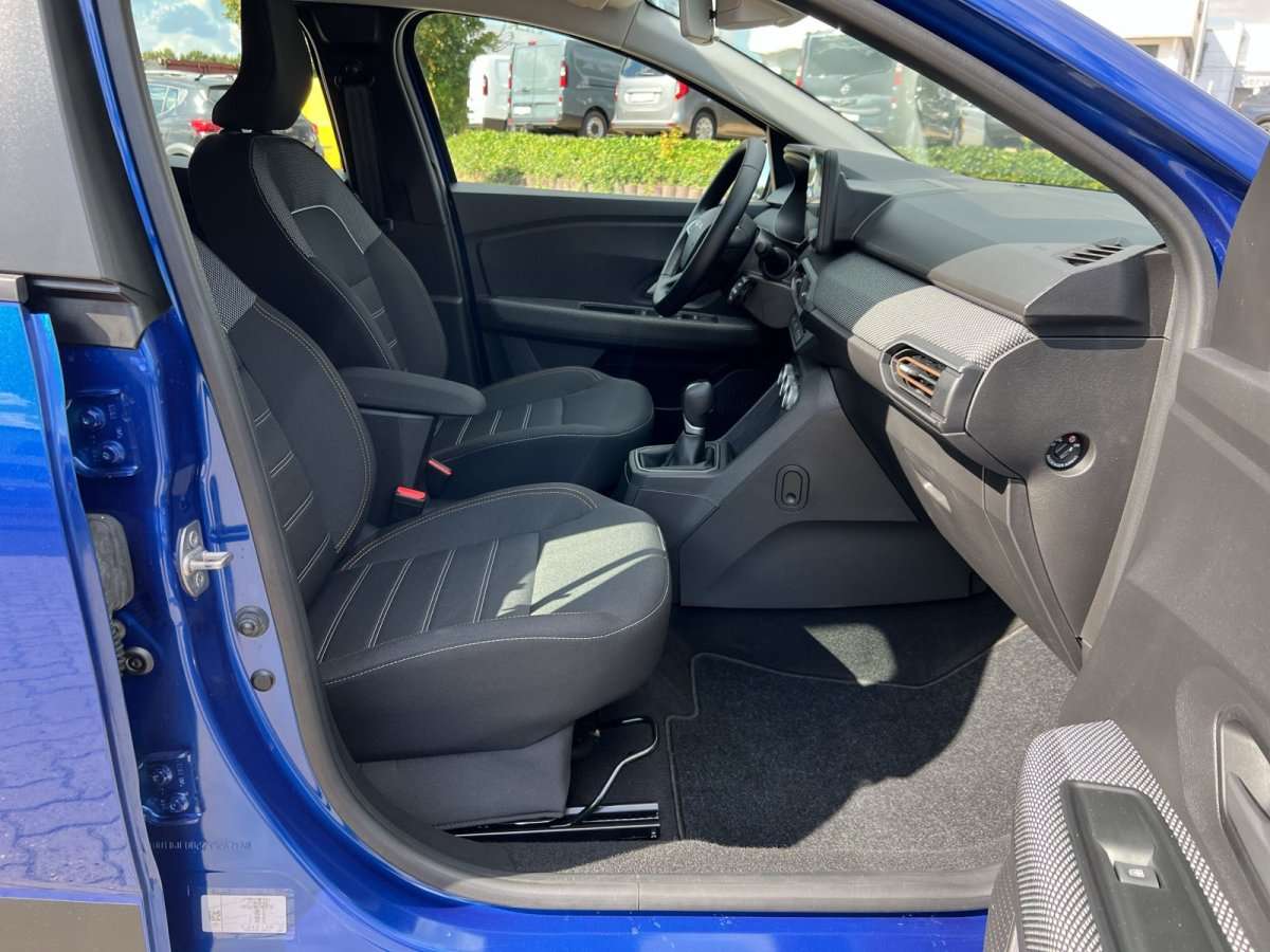 Fahrzeugbild eines Dacia Sandero