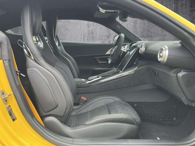 Fahrzeugbild eines Mercedes-Benz AMG GT