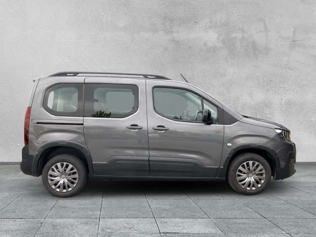 Fahrzeugbild eines Peugeot Rifter