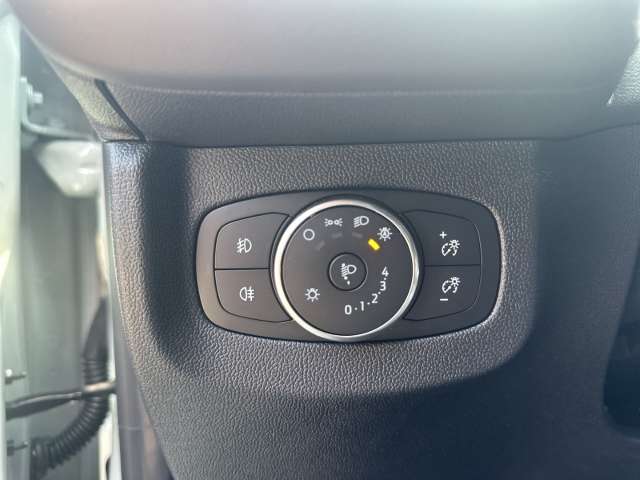 Fahrzeugbild eines Ford Tourneo Courier