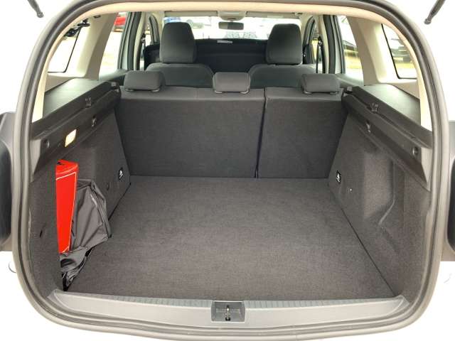 Fahrzeugbild eines Dacia Duster