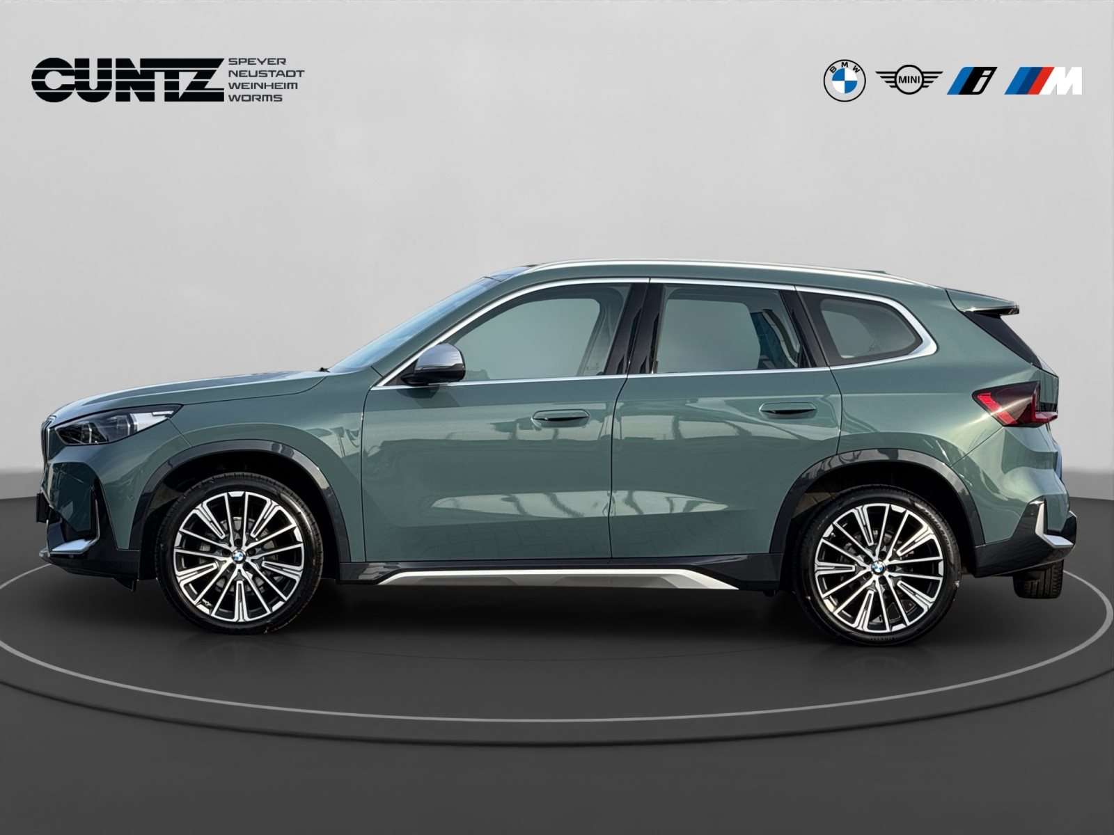 Fahrzeugbild eines BMW X1